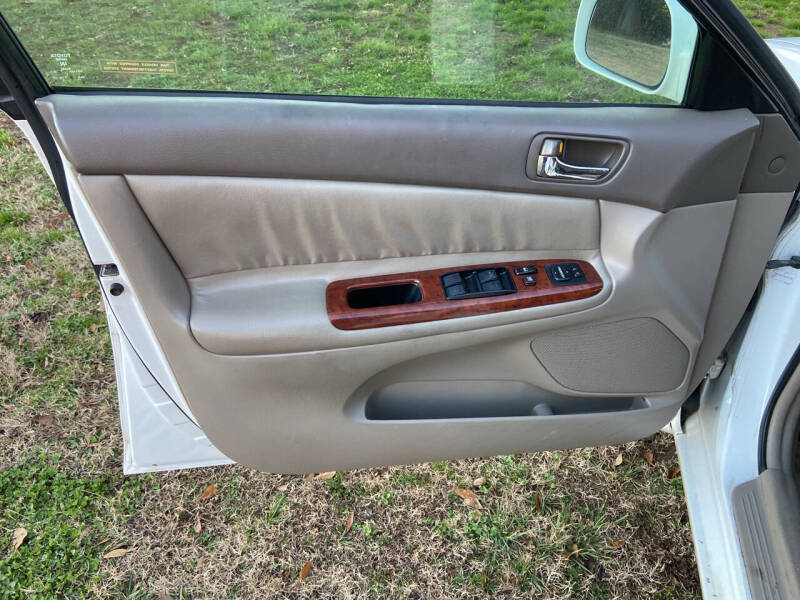 2003 Toyota Camry XLE V6