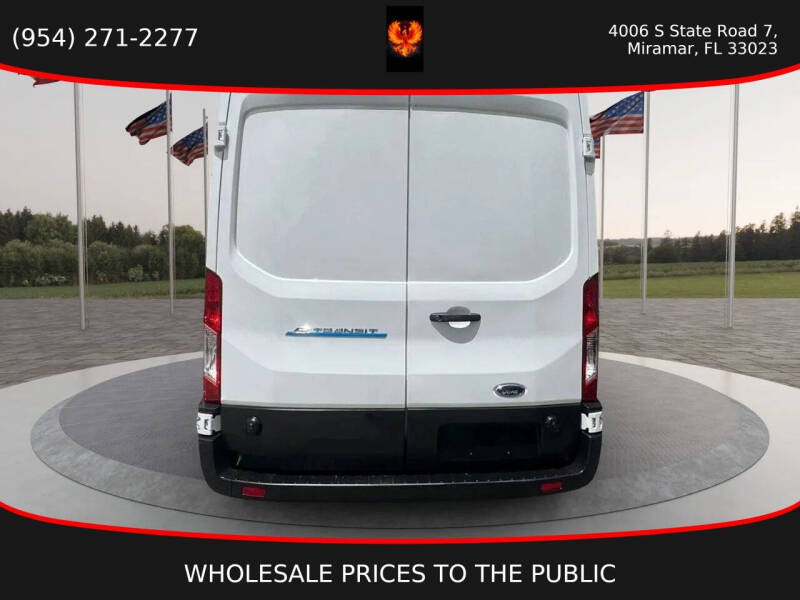 2022 Ford E-Transit 350
