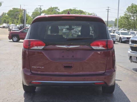 2019 Chrysler Pacifica Touring L
