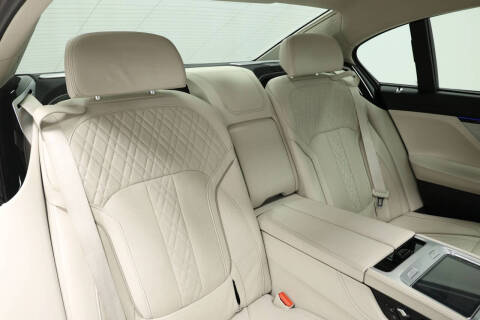 2021 BMW 7 Series ALPINA B7 xDrive