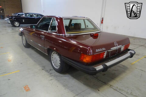 1987 Mercedes-Benz 560-Class
