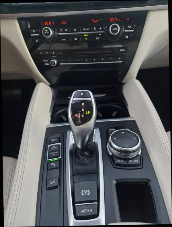 2015 BMW X6 xDrive35i