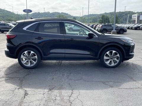 2024 Ford Escape Hybrid Platinum