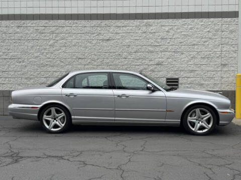 2005 Jaguar XJ-Series Super V8