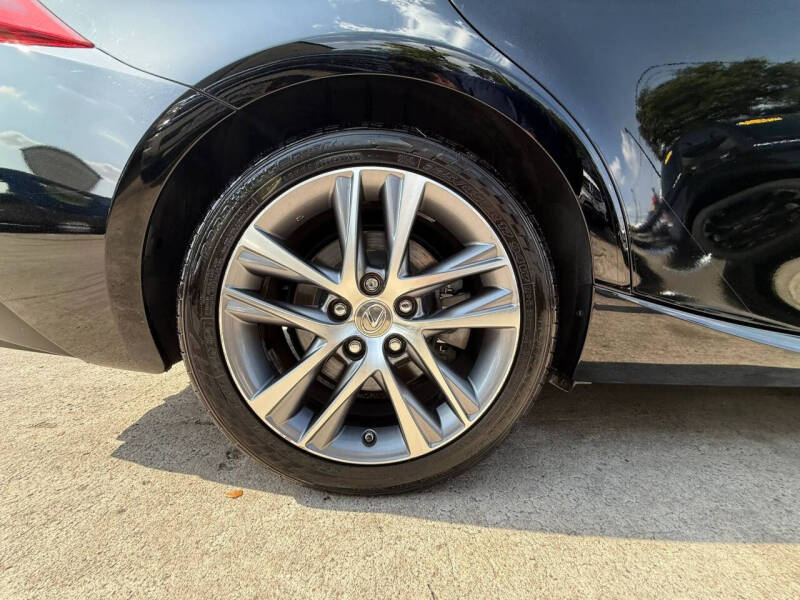 2018 Lexus IS 300