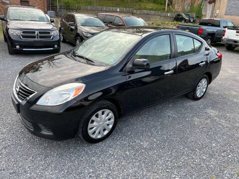 2012 Nissan Versa for sale at East Main Rides in Marion VA