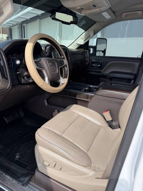 2016 GMC Sierra 2500HD Denali