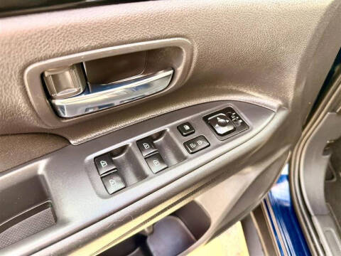 2020 Mitsubishi Outlander ES