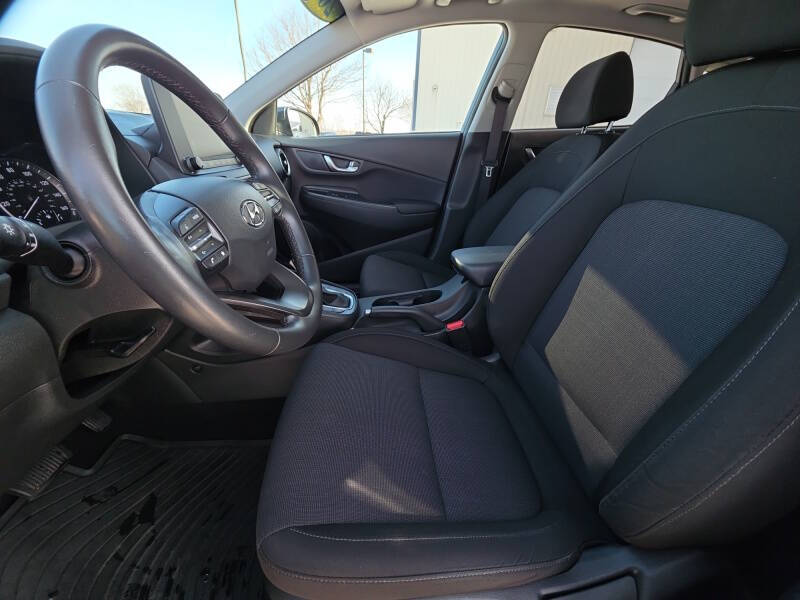 2022 Hyundai Kona SEL