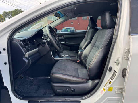 2015 Toyota Camry SE