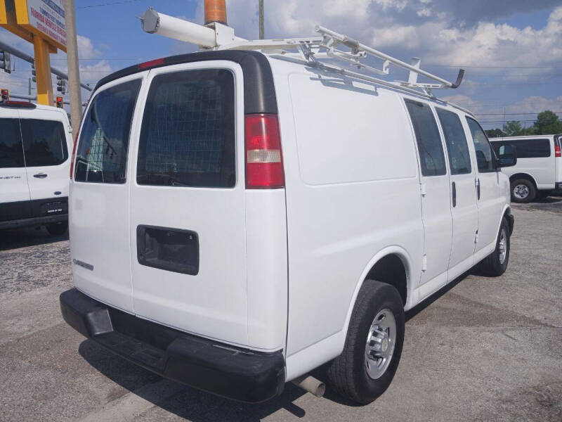 2011 Chevrolet Express 2500