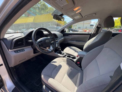2019 Hyundai Elantra SEL