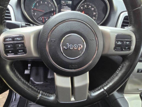 2012 Jeep Grand Cherokee Laredo X