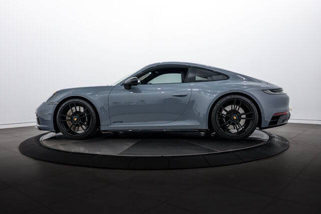 2024 Porsche 911 Carrera 4 GTS