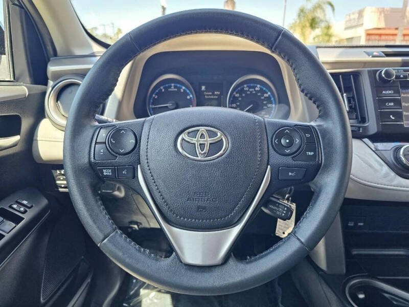 2017 Toyota RAV4 XLE