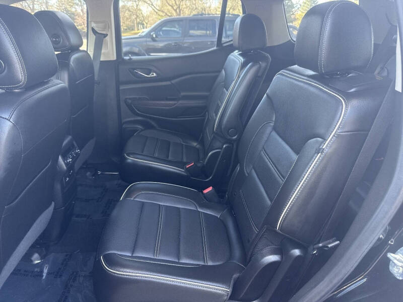 2020 GMC Acadia Denali