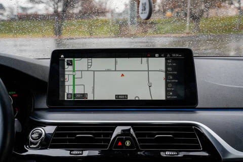 2022 BMW 5 Series 530i