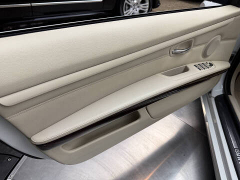 2011 BMW 3 Series 328i