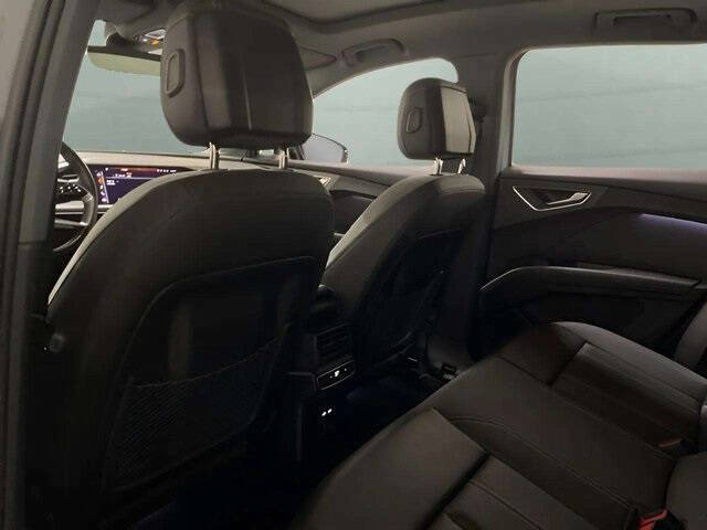 2024 Audi Q4 e-tron quattro Premium 55