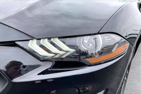 2021 Ford Mustang EcoBoost