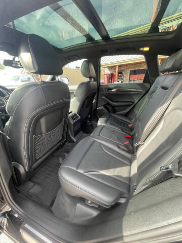 2015 Audi SQ5 3.0T quattro Premium Plus