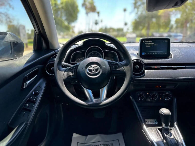 2017 Toyota Yaris iA