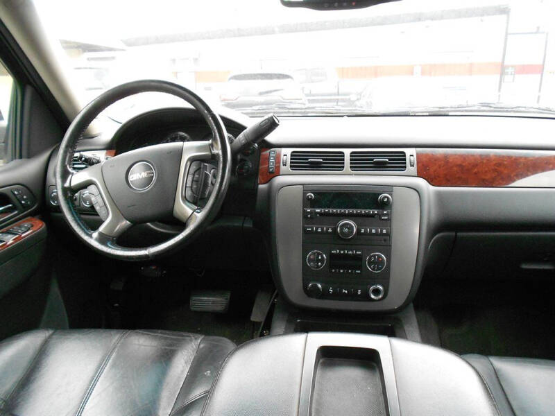 2012 GMC Yukon XL SLT