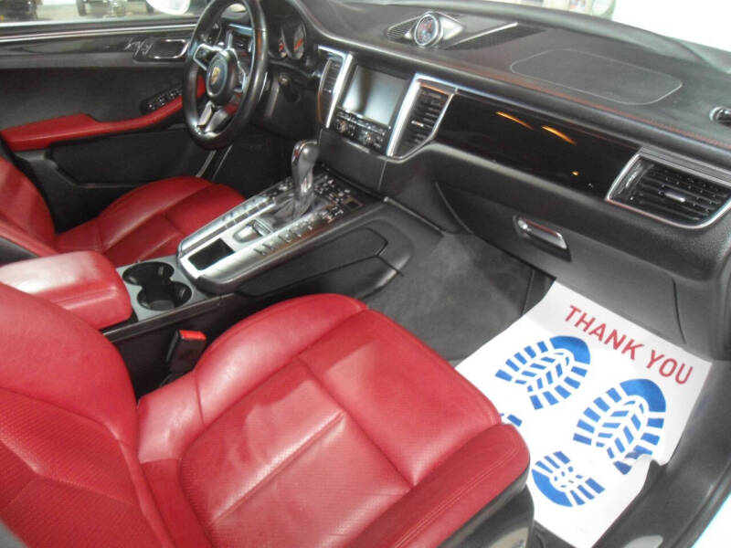 2016 Porsche Macan S