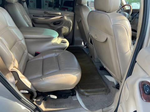 2001 Lincoln Navigator