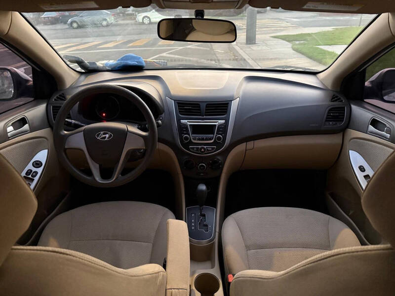 2014 Hyundai Accent GLS