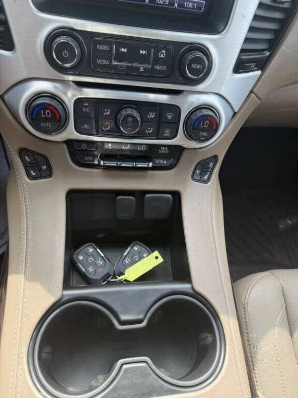 2020 GMC Yukon XL SLT