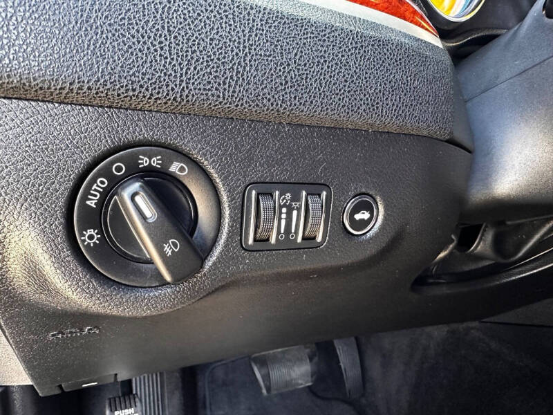 2012 Chrysler 300 Limited