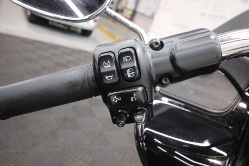 2023 Harley-Davidson Road Glide Special