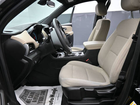 2022 Chevrolet Traverse LS