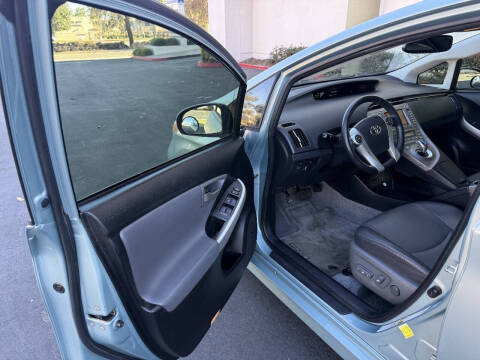 2013 Toyota Prius Four