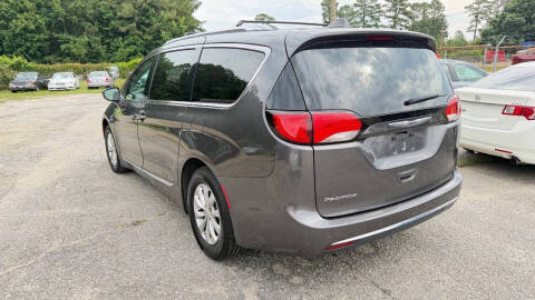 2019 Chrysler Pacifica Touring L