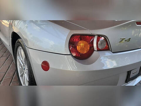 2004 BMW Z4 2.5i