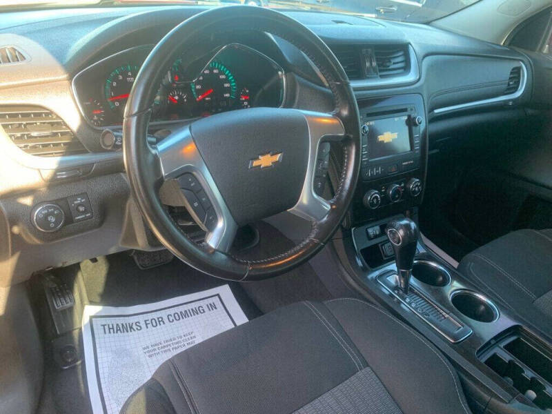 2017 Chevrolet Traverse LT