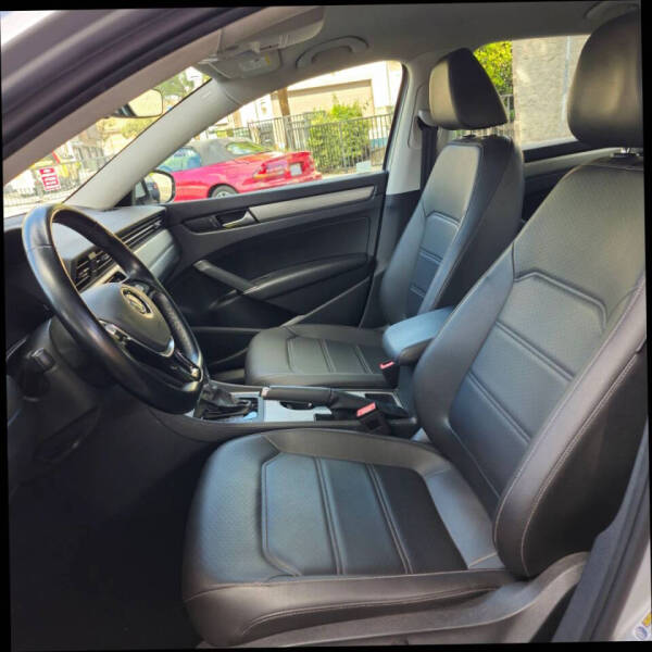 2020 Volkswagen Passat SE