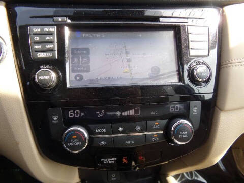 2017 Nissan Rogue SL