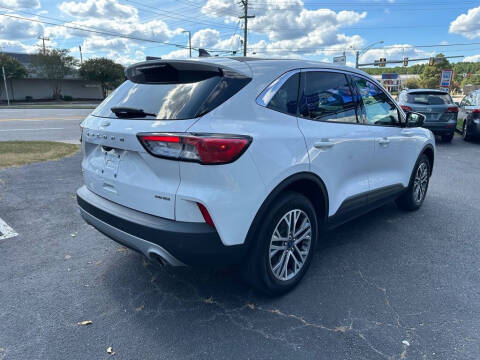 2022 Ford Escape SEL
