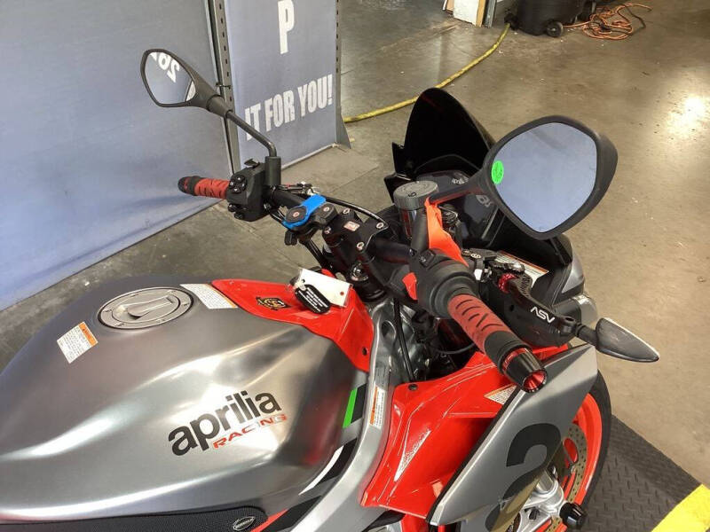 2022 Aprilia Tuono 660