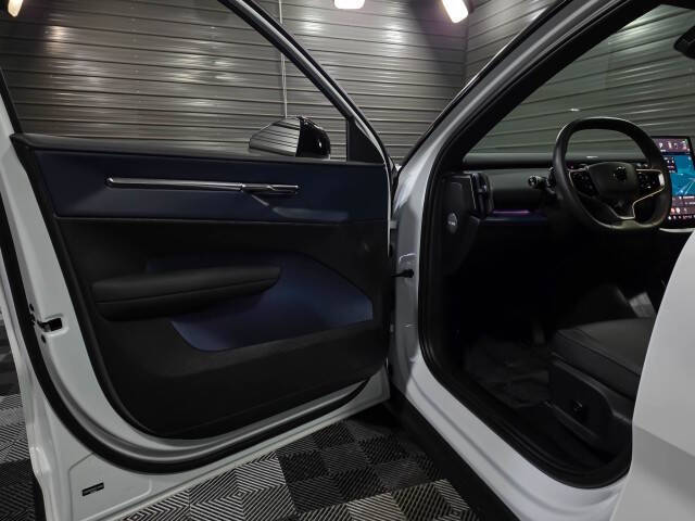 2025 Volvo EX30 Twin Plus