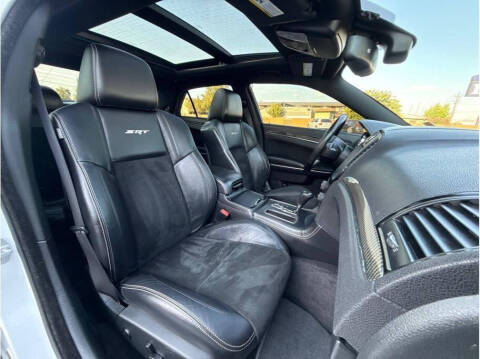 2012 Chrysler 300 SRT8