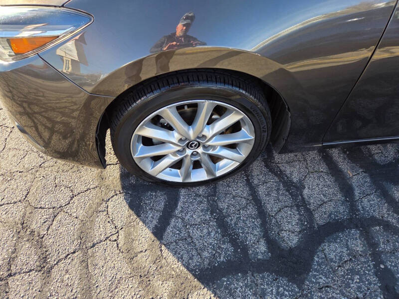 2017 Mazda MAZDA3 Grand Touring