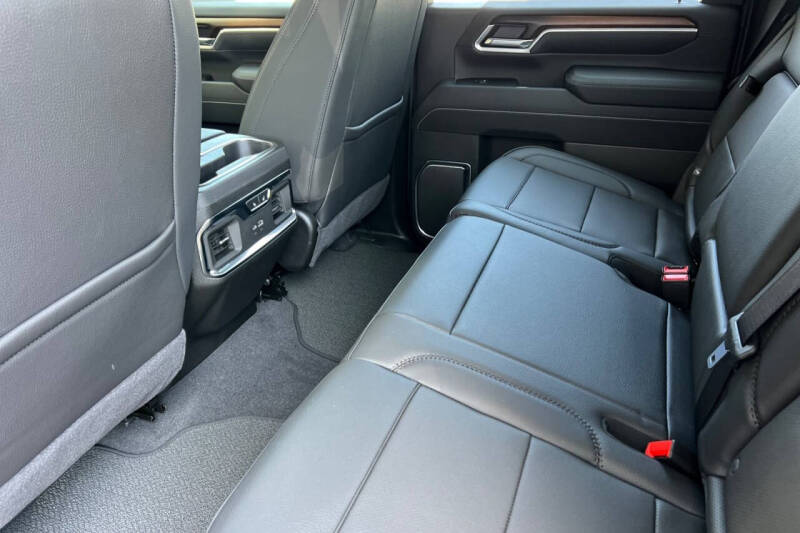 2025 GMC Sierra 3500HD