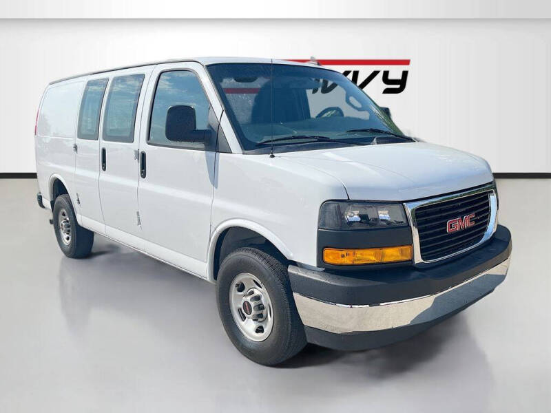 2022 GMC Savana 2500