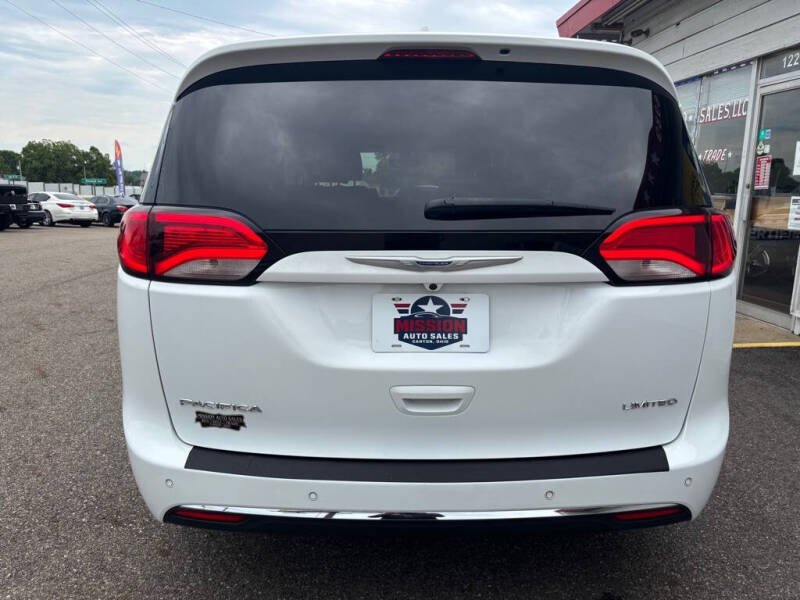 2020 Chrysler Pacifica Limited