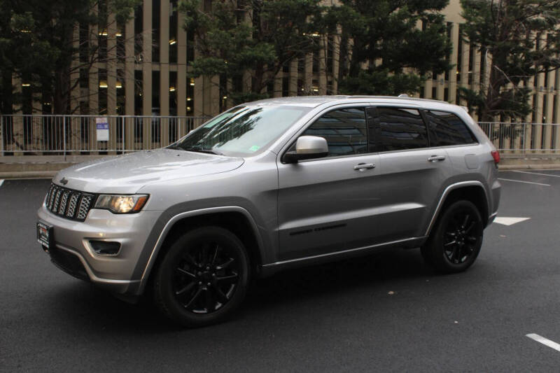 2017 Jeep Grand Cherokee Altitude
