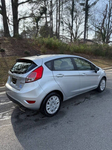 2015 Ford Fiesta SE